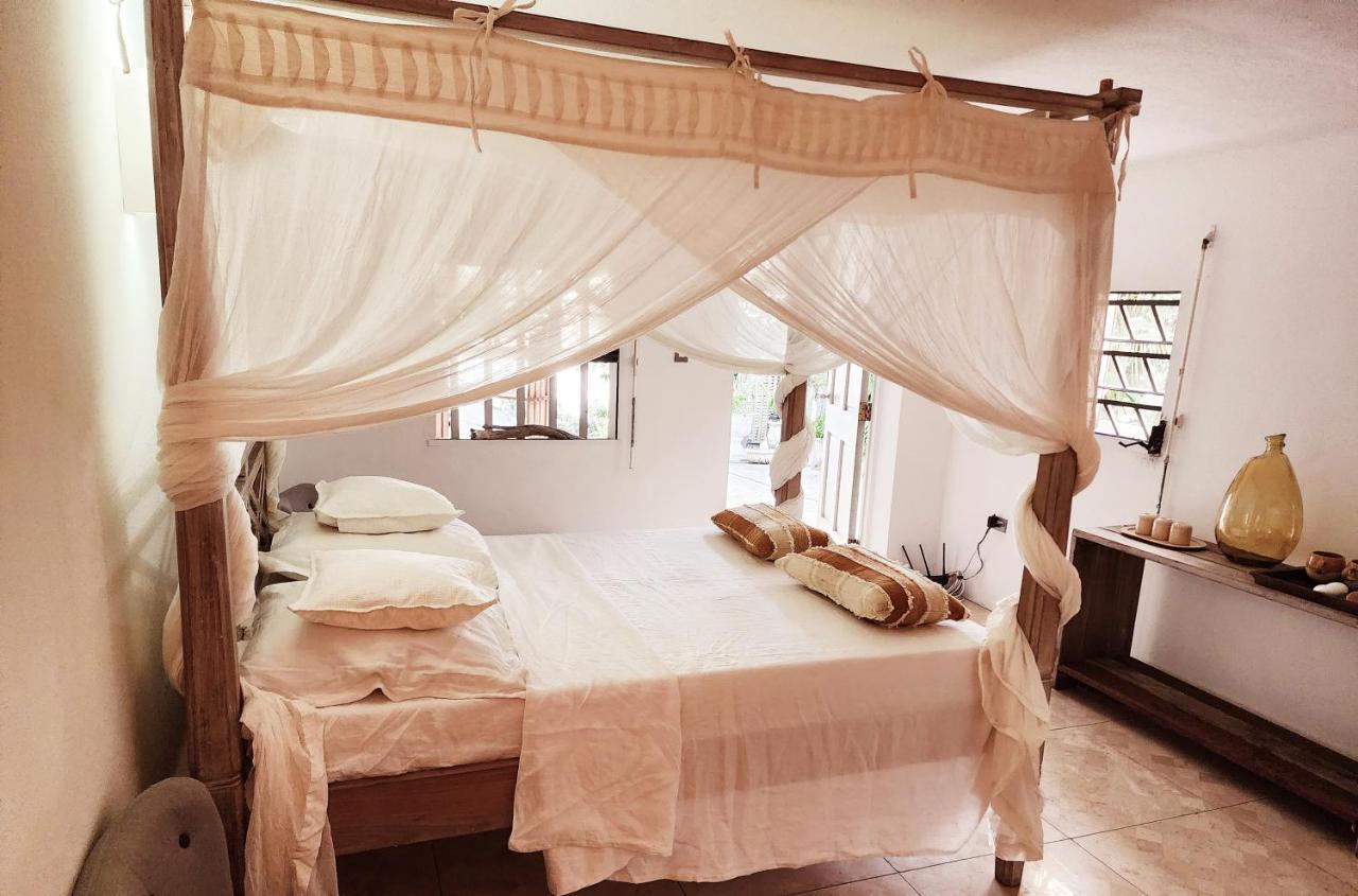 Perle Stone Studio- Bed And Breakfast Simpson Bay Eksteriør billede
